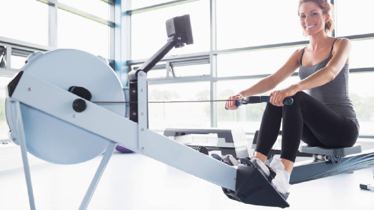 La machine à ramer : l’arme secrète pour transformer votre silhouette sans HIIT ni courbatures